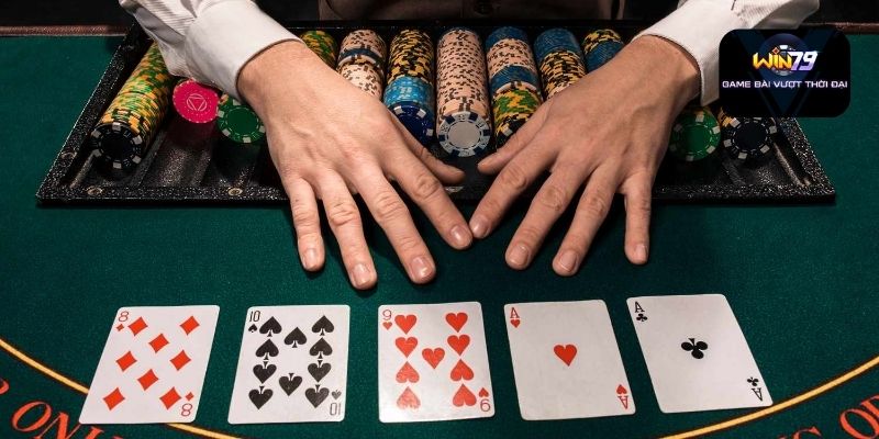 Đánh Poker nhận thưởng lớn